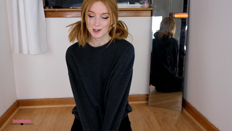 Destination Kat: Você nem sequer consegue me ver nua