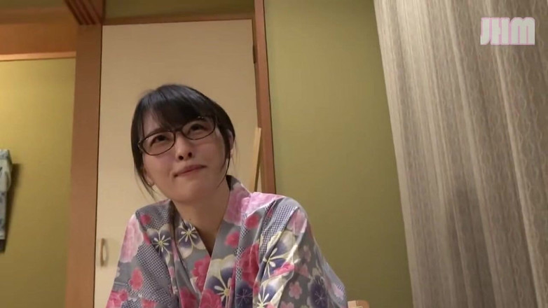 Japanese Hentai Matings: Confessione in un viaggio di primavera calda - Megumi, 30, una donna...