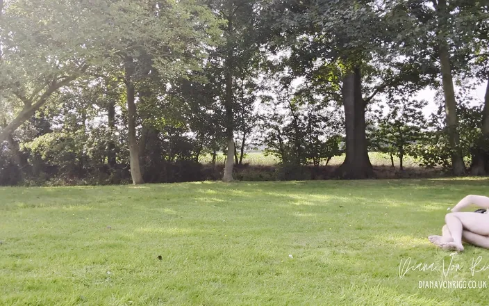 Diana Von Rigg: An English Country Ballbusting