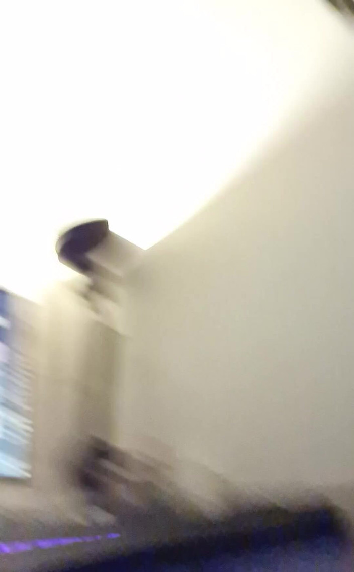 Amadeus: Сперма течет вниз по моей ноге, не могу ждать, пока локдаун закончился, чтобы кончить на одном из ваших лиц