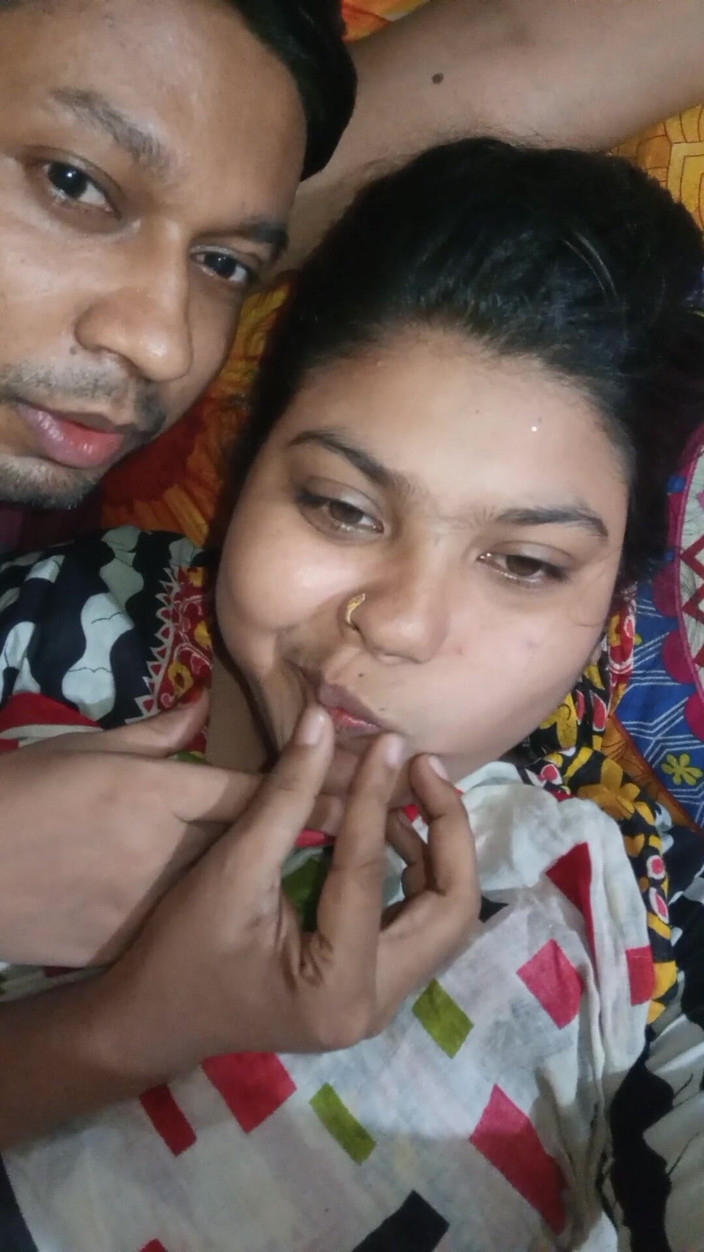 Desivideo: Famosa menina de bangladesh Shirin Night vlog vídeo sexy
