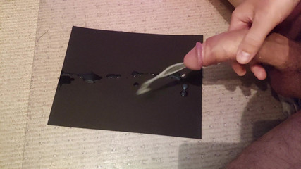 Curved One: 통제 할 수없는 정자 분수