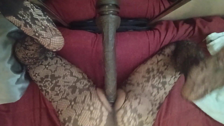 KNKY Bee: Blonde bee arsch zu mund