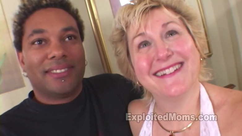 Xes Network: Thick PAWG tasty big tits blonde granny cougar gets hard...