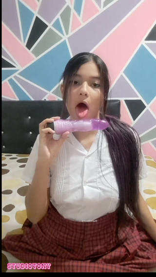 Yuli and tony: Video call putri sutradaraku bagian 1