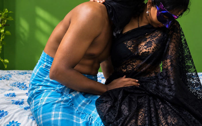 Telugumiddlecouple: House Wife Cheating Alone Husband and Fucking Black Man