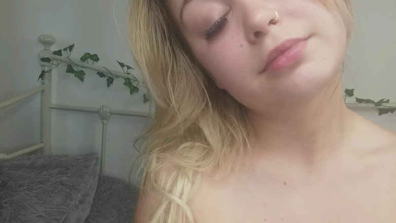 Holly Kitten: Fumando boquete e foda 2