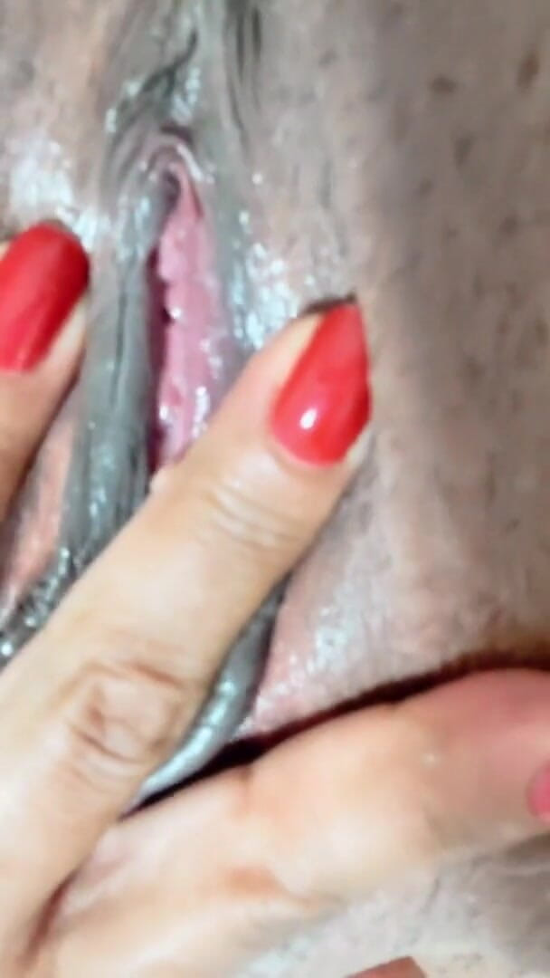 Large Clit (Pink Fatale) Large Clit (Pink Fatale)