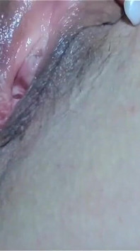 Sladká milf kundička Clouse
