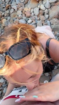 Right on the Beach! Outdoor Deepthroat Extreme