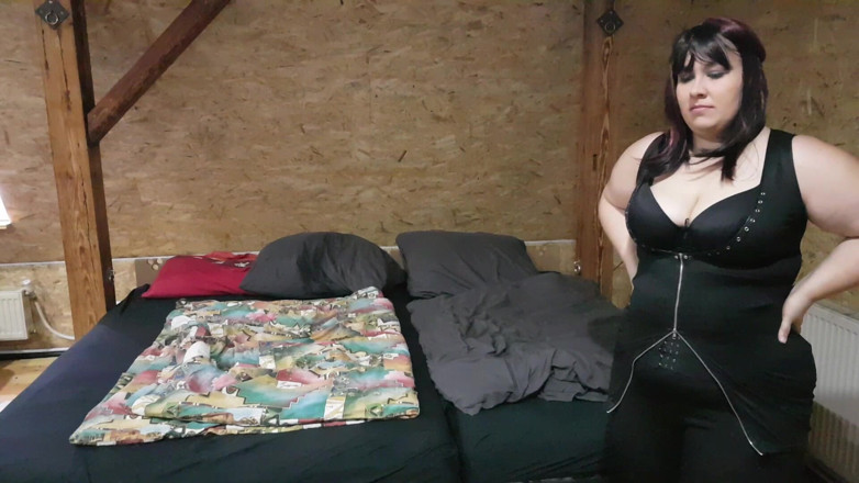 Femdom-Team-German: Our New Bed Creativity and Control