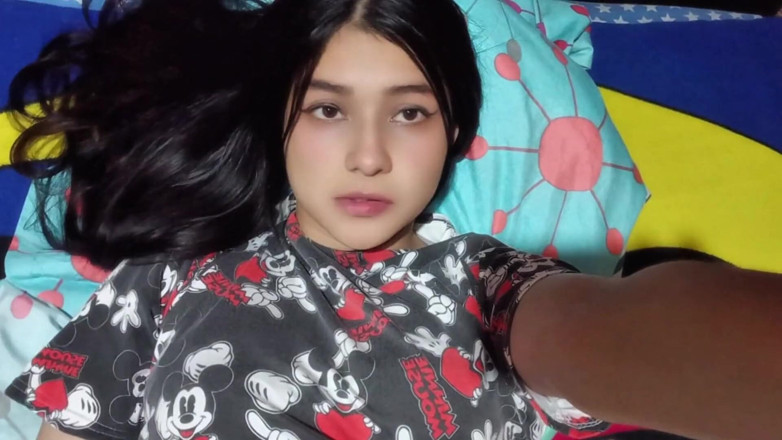 Yulieth Gomez: Ett videosamtal med min mans vän medan han inte är hemma