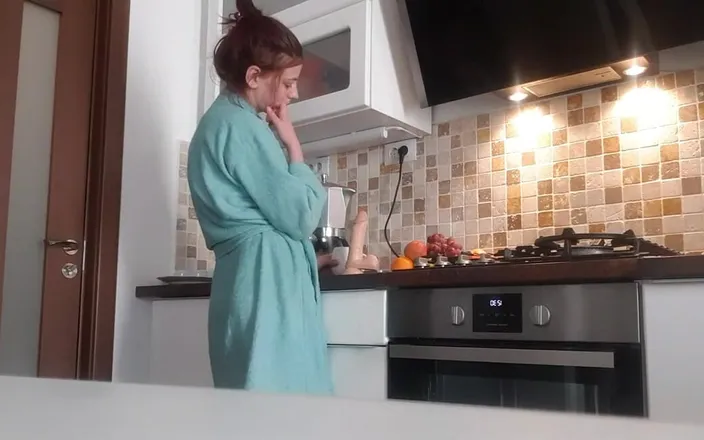 Katherine Squirt: Good morning, do you want to fuck me?