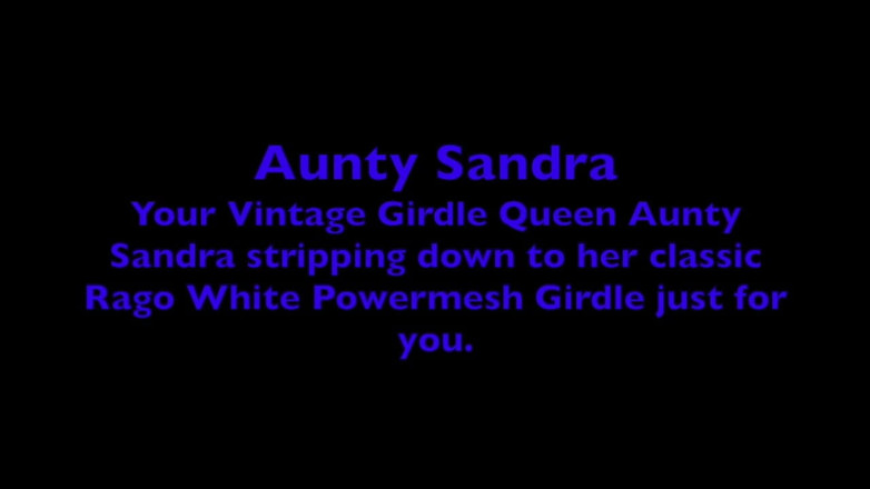 Aunty Sandra vintage girdle queen: Vgq30 тетя Sandra и ее боди Rago