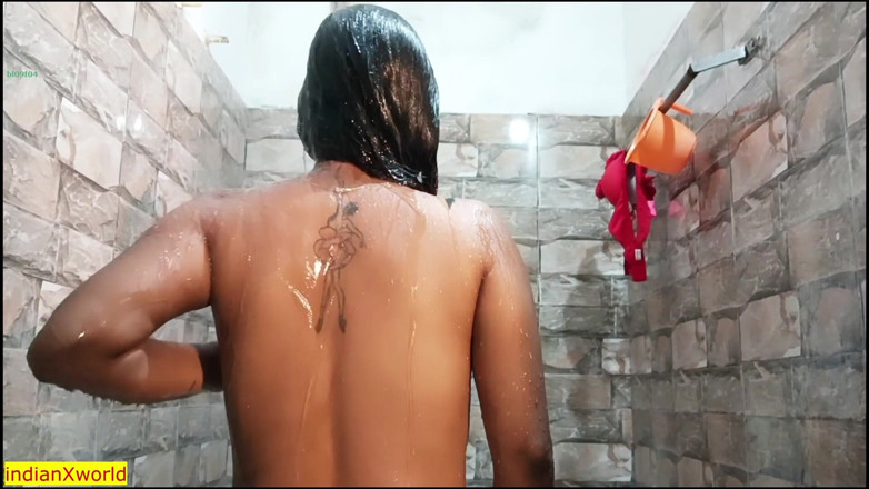 IndianXworld Premium: Ragazza ricca indiana una volta fa sesso con il povero...