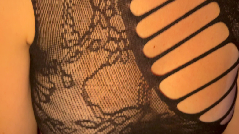 Naomi Pink: Moje macecha chtěla zkusit trojku