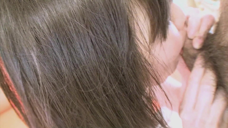 Get Your Fix: Une MILF asiatique à la chatte poilue se fait baiser par...