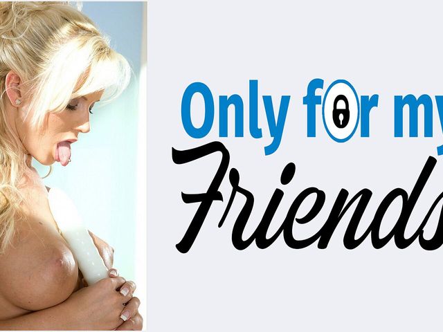 Cindy Dollar Porn Casting a Big Slut with Smooth Vagina Creates Pleasure with Fingers and Sex Toy (Only for my Friends)