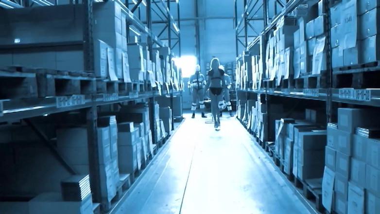 German BDSM MMV: Adegan penguasaan Jerman - blonde dalam gear fetish