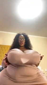 BBW 신음 페티쉬와 젖탱이 숭배