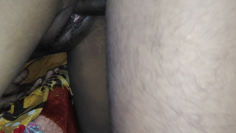 CrossedSituation8: Desi Bhabhi tachinare cu decolteu în casă fete indiene fierbinți din...