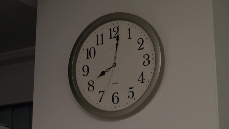 Raptor Inc: Rika Fujisita - Blocat într-o cameră cu mama mea vitregă în căldură