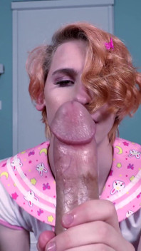 Teen phục tùng thích con cu đã