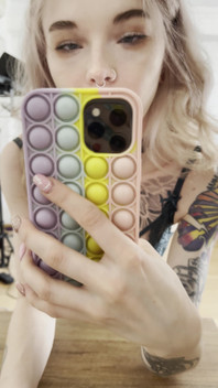 How do you like my lacy lingerie? 