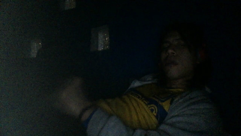 AlexAlejandro13: Pria dewasa di pagi hari