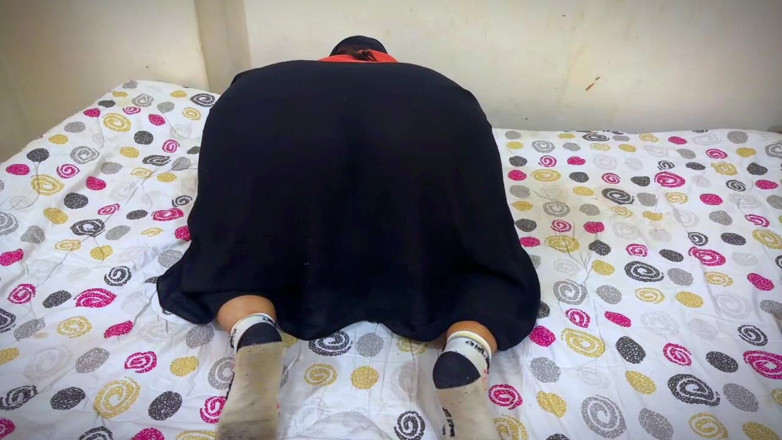 Your Boy's Cum: Tabu: her gün sabah orta yaşlı seksi üvey anne azgınken çevrimiçi yaşıyor...