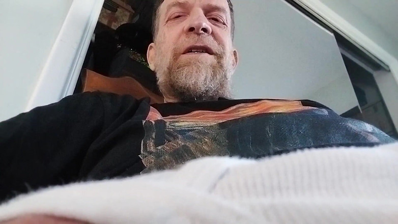 Hairyartist: Big brother schrumpfen