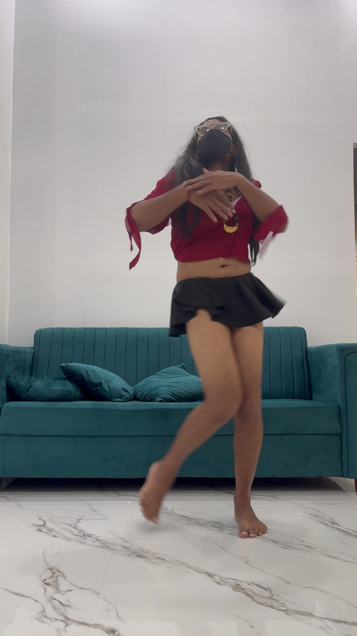 Nasrin_katoon: Besharam Rang