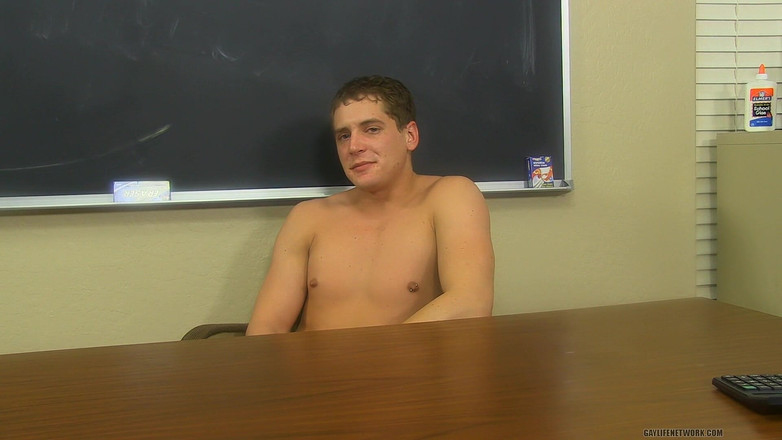 Teach Twinks: Max houdt ervan om twinks te leren