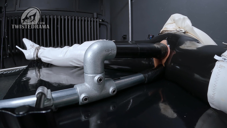 Twistedrama: 발정난 을 위한 망명