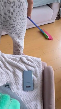 컴필레이션에서 청소 소녀 페티시