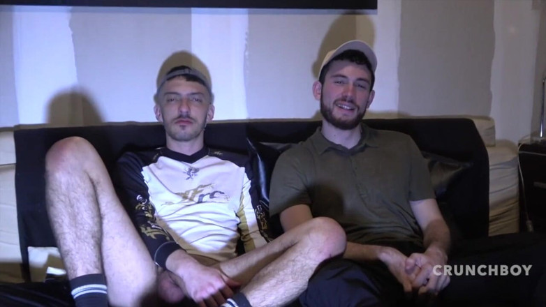 Very discreet straight boys curious: Emerick wird von einem dezenten hetero-jungen roh gefickt