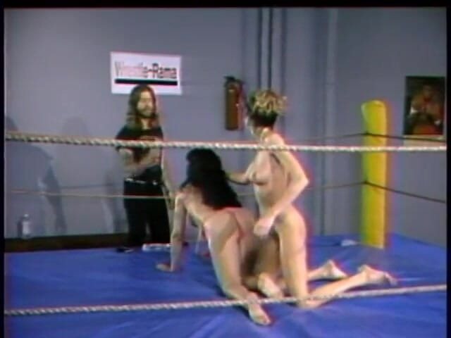 Girls of Desire: Lesbian sluts oil wrestle in the ring