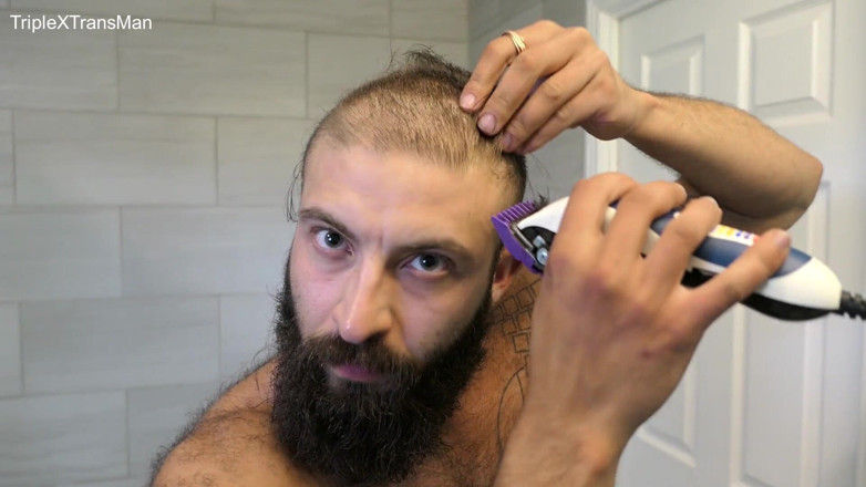 TripleXTransMan: Melancap rambut saya