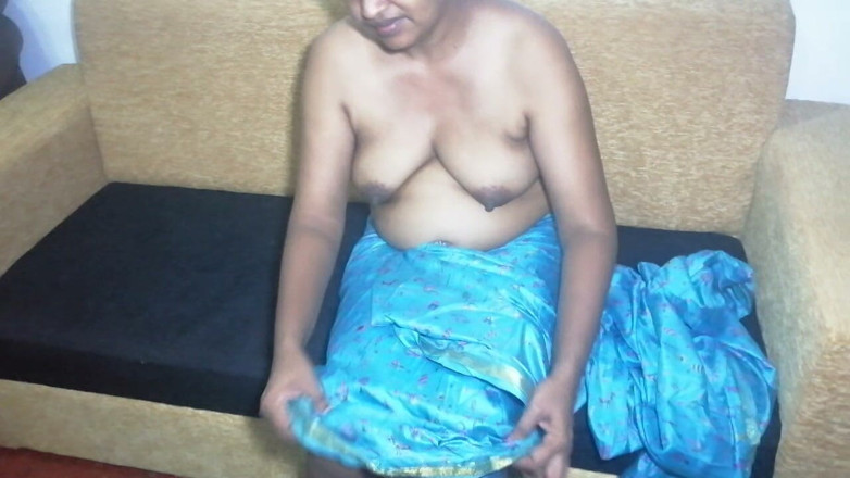 Tina Baby: Desi Maid Dressed with Wire's Saree to Seduced