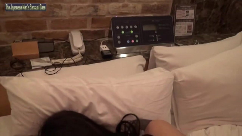 Asian happy ending: Quando la pallida bellezza del mio amico ha dato e...