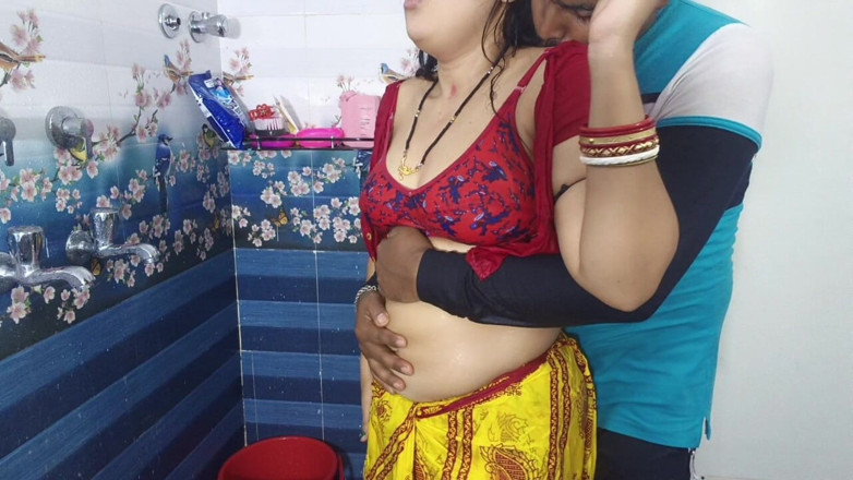 Sona bhabhi: Tatie desi tamoule, romance torride