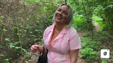 Mia XXX: Miaxxx seks anal di hari ayah