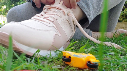 Nicoletta Embassi: 恋足癖是快乐