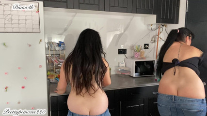 fartingclub01: Buttcrack in jeans, während wir haus clans