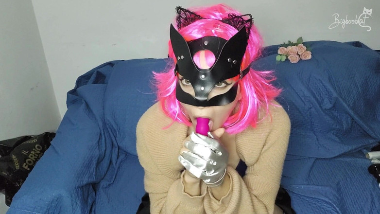 BigBoobCat: Moje velká přírodní prsa poskakují, když škádlím sebe v masce mé...