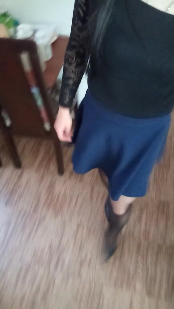 Andrea Travesti Bogota: La trans cammina e si tocca