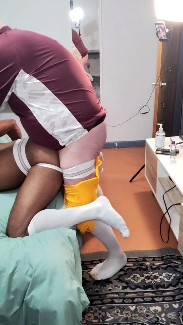 beardaddychub: Treinador tem que também inspecionar a próstata do jogador!