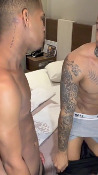 Große Schwänze, Heiße Twinks Ficken Ohne Gummi Große Schwänze, Lucas Ferrari Großen Schwanz