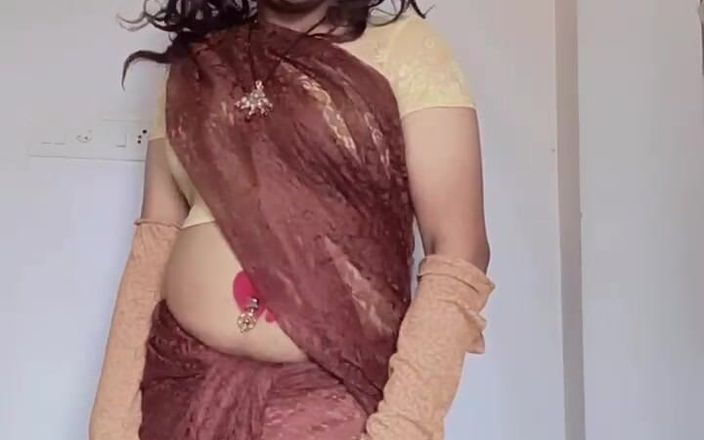 ModelMona14: Mona Bottom Crossdresser Saree