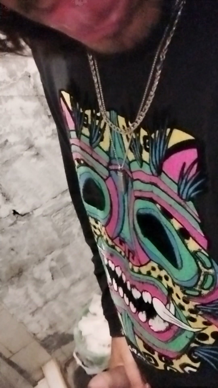 AlexAlejandro13: Feel the Rhythm of My Tongue